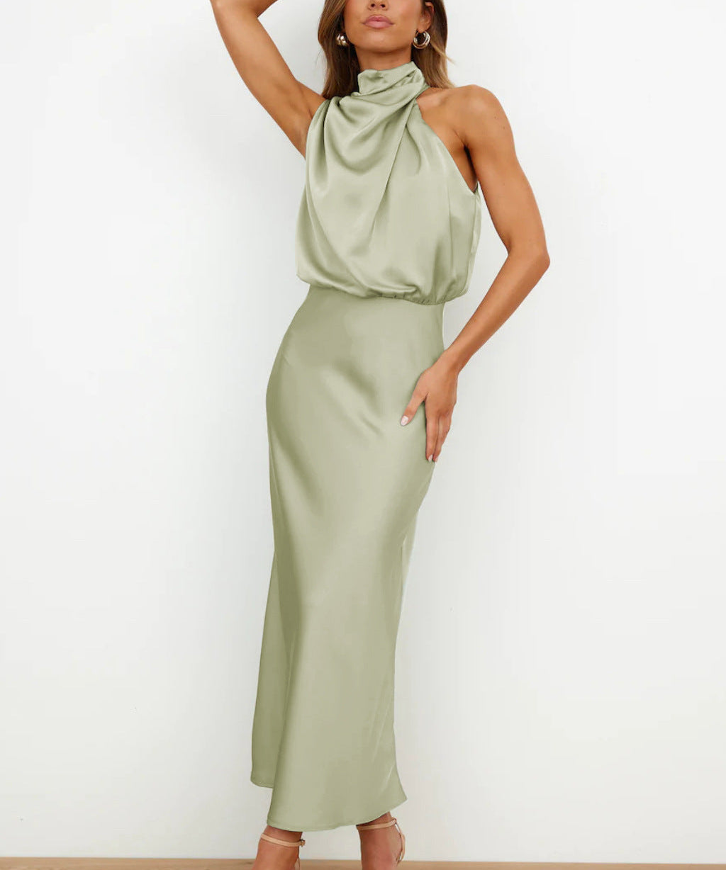Tyra | Eleganta Halterneck Aftonklänningar