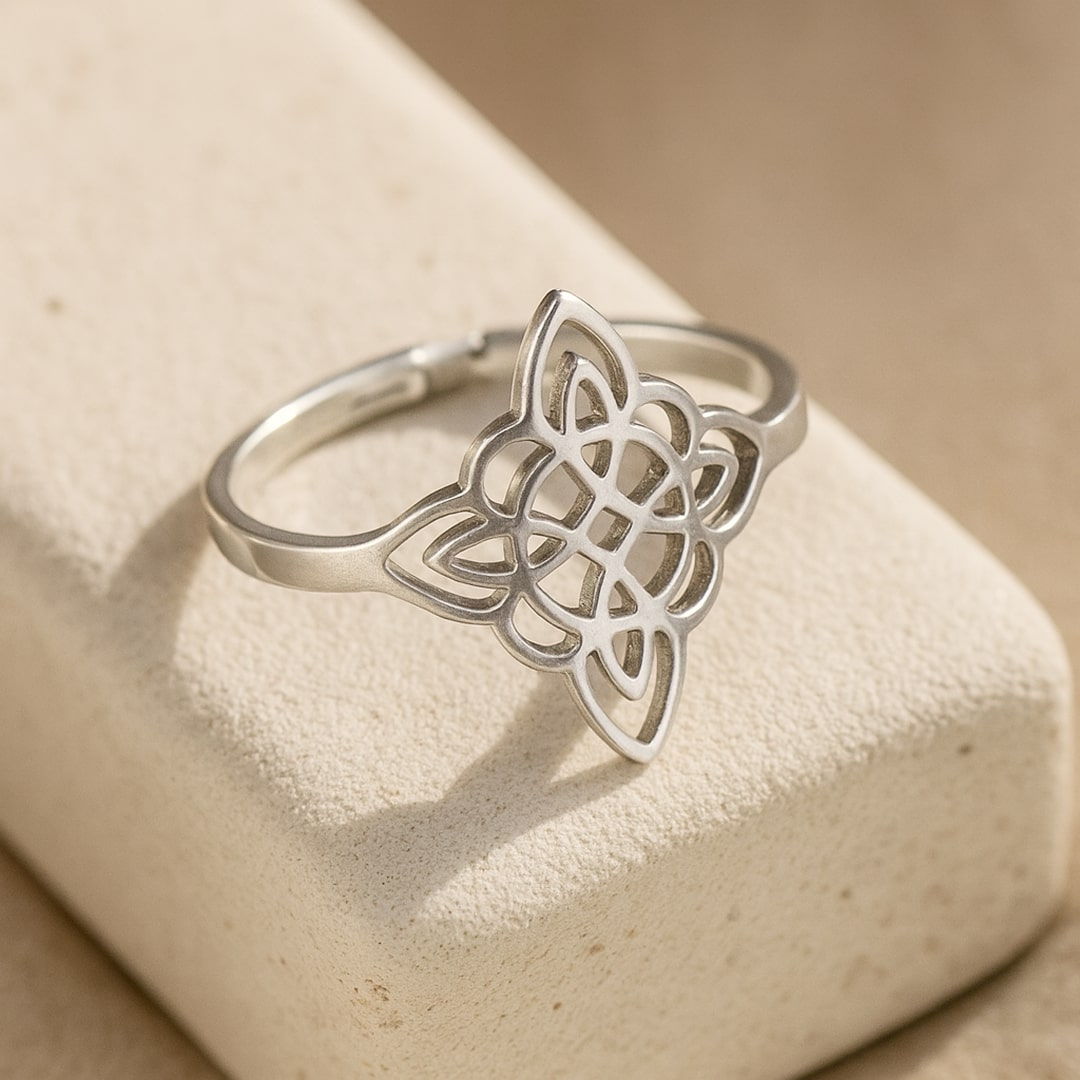 Justable Ring 'Eternal Protection' – The Wizard's Knot