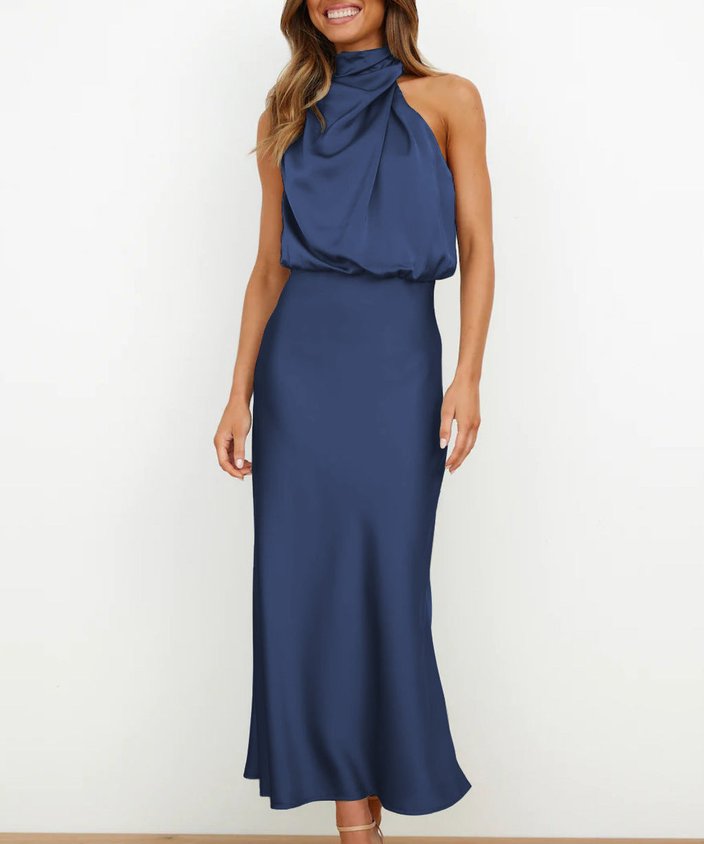 Tyra | Eleganta Halterneck Aftonklänningar