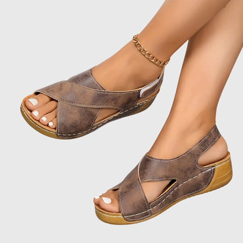 Bekväma ortopediska sandaler