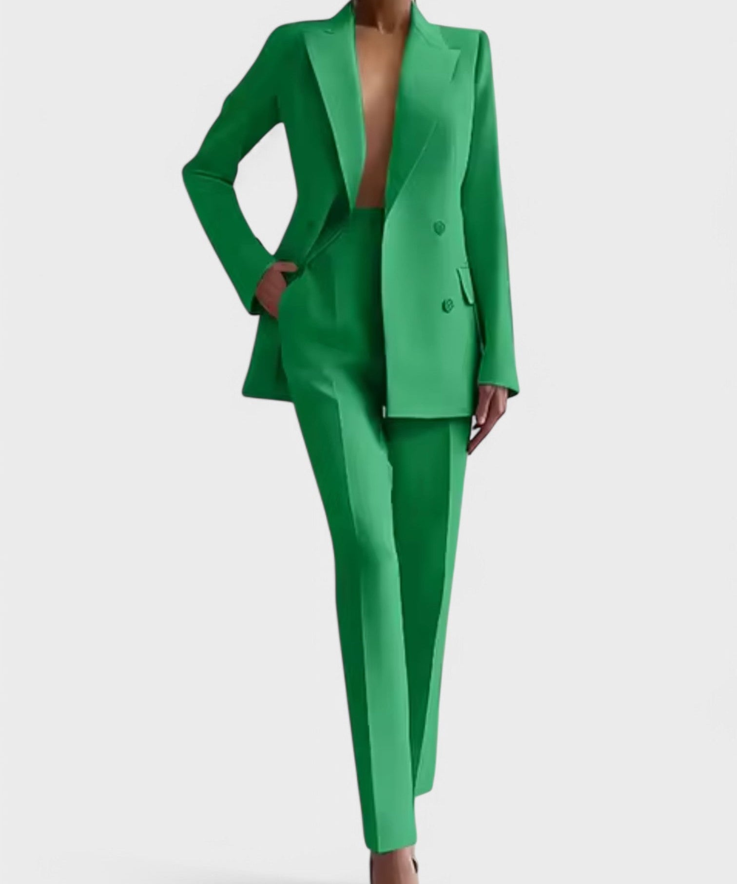 "Olívia - Blazer och Byxor Set" can be rewritten as "Olívia - Blazer och Byxor Kombinationsset".