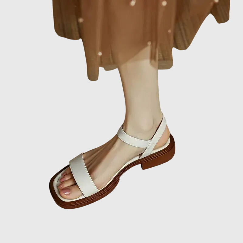 Läderortopediska sandaler