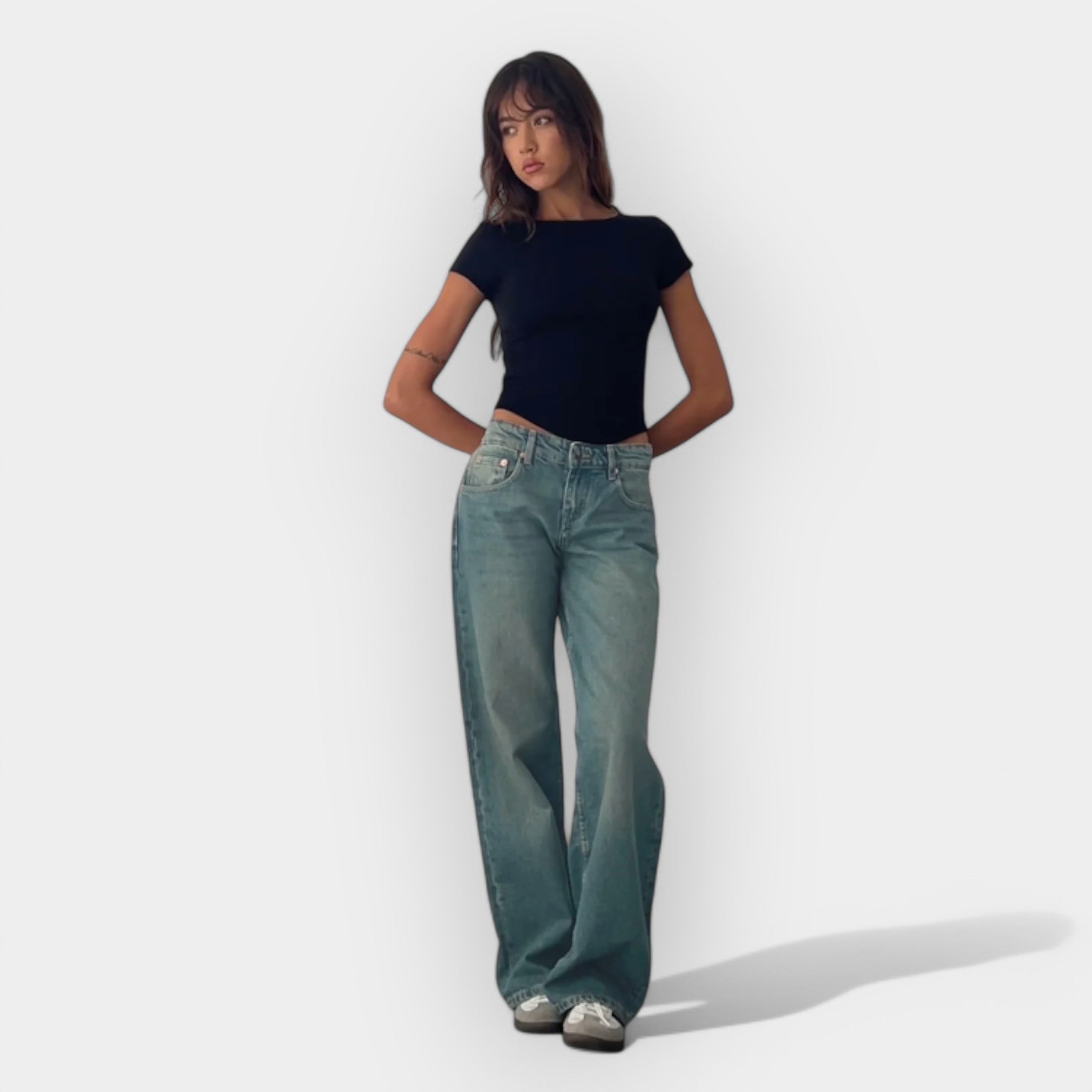 Jaroslava Lågmidjade Jeans - Perfekta för Dagligt Bruk