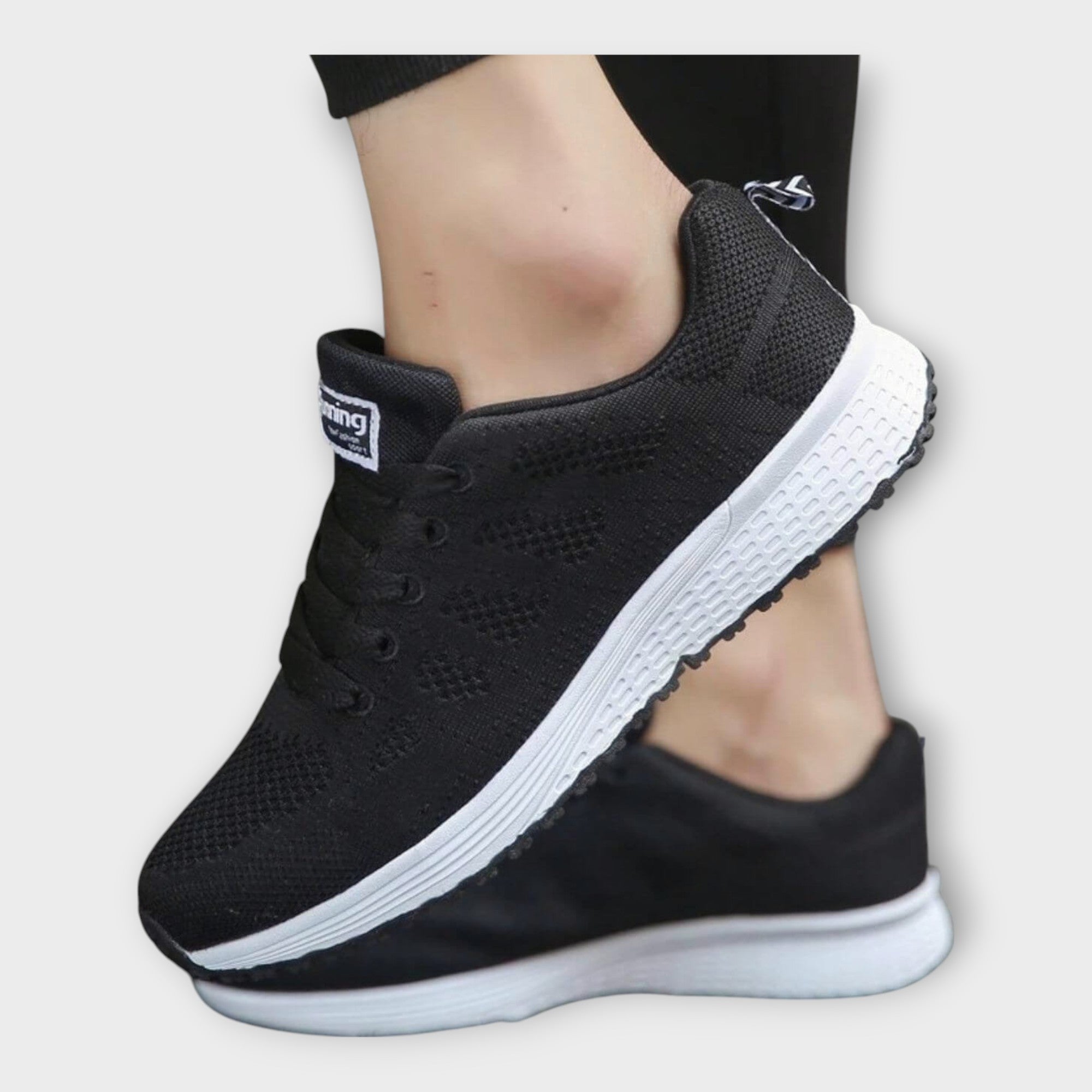 Sabina Eleganta Sneakers med Halkfri Vävd Sula