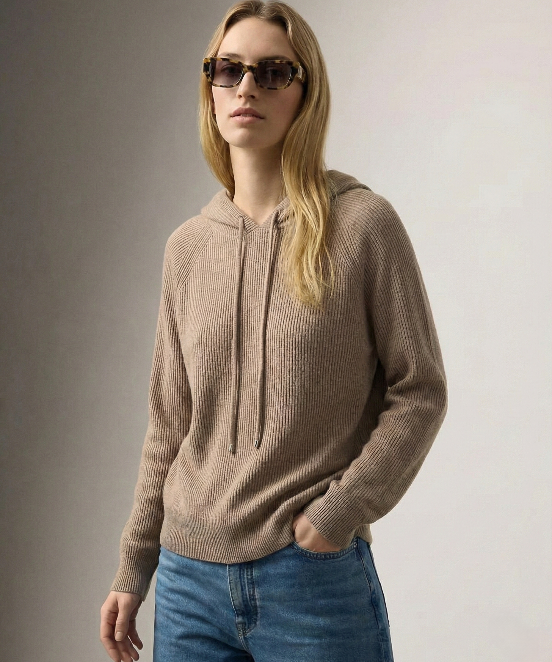 Klassisk urban hoodie för kvinnor