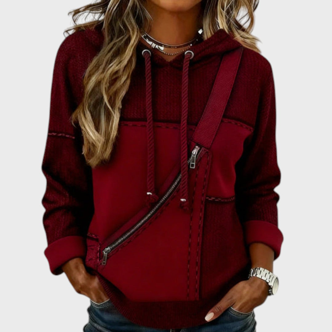 Stickad hoodie med kontrasterande mönster
