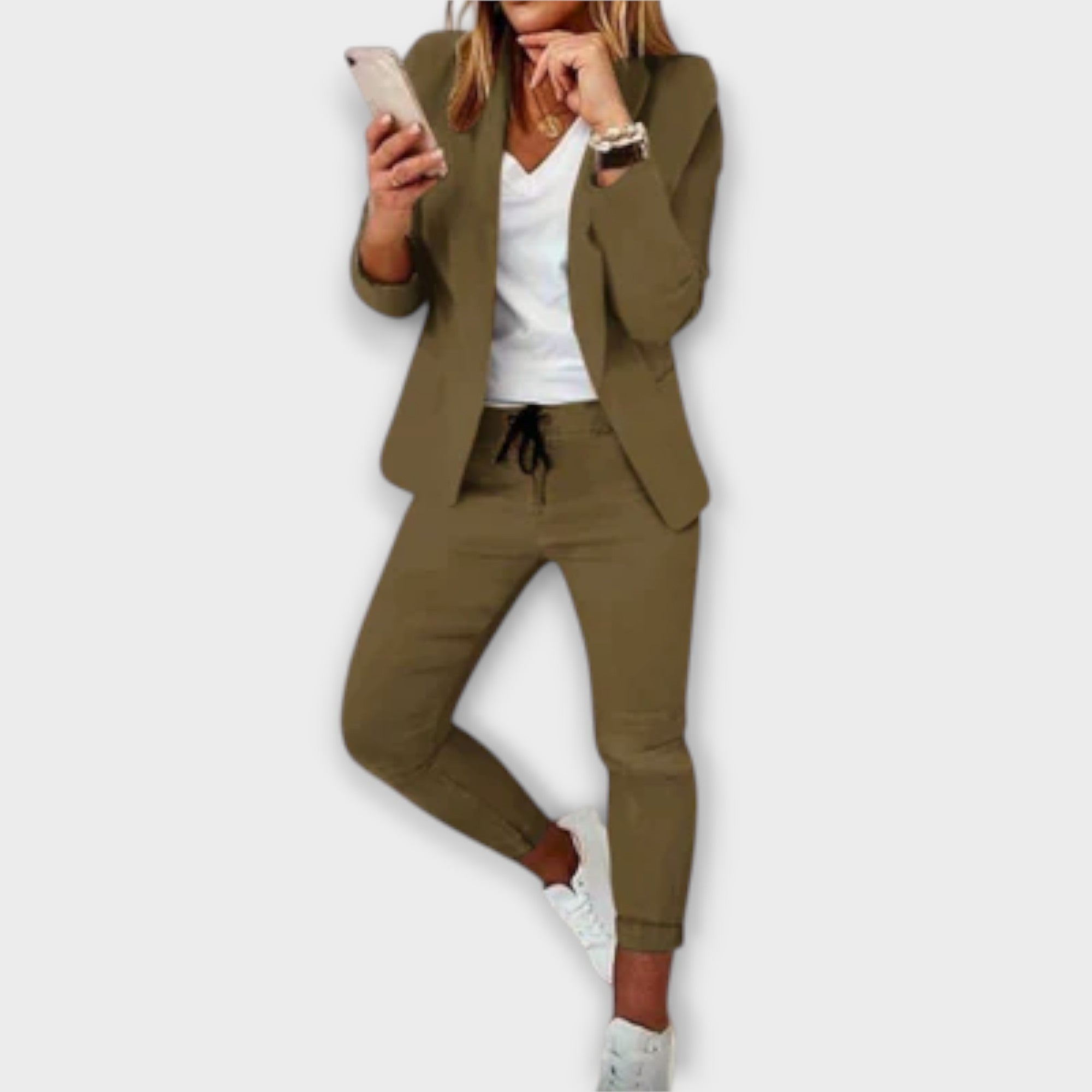 Sophia – Elegant och komfortabel blazer-set