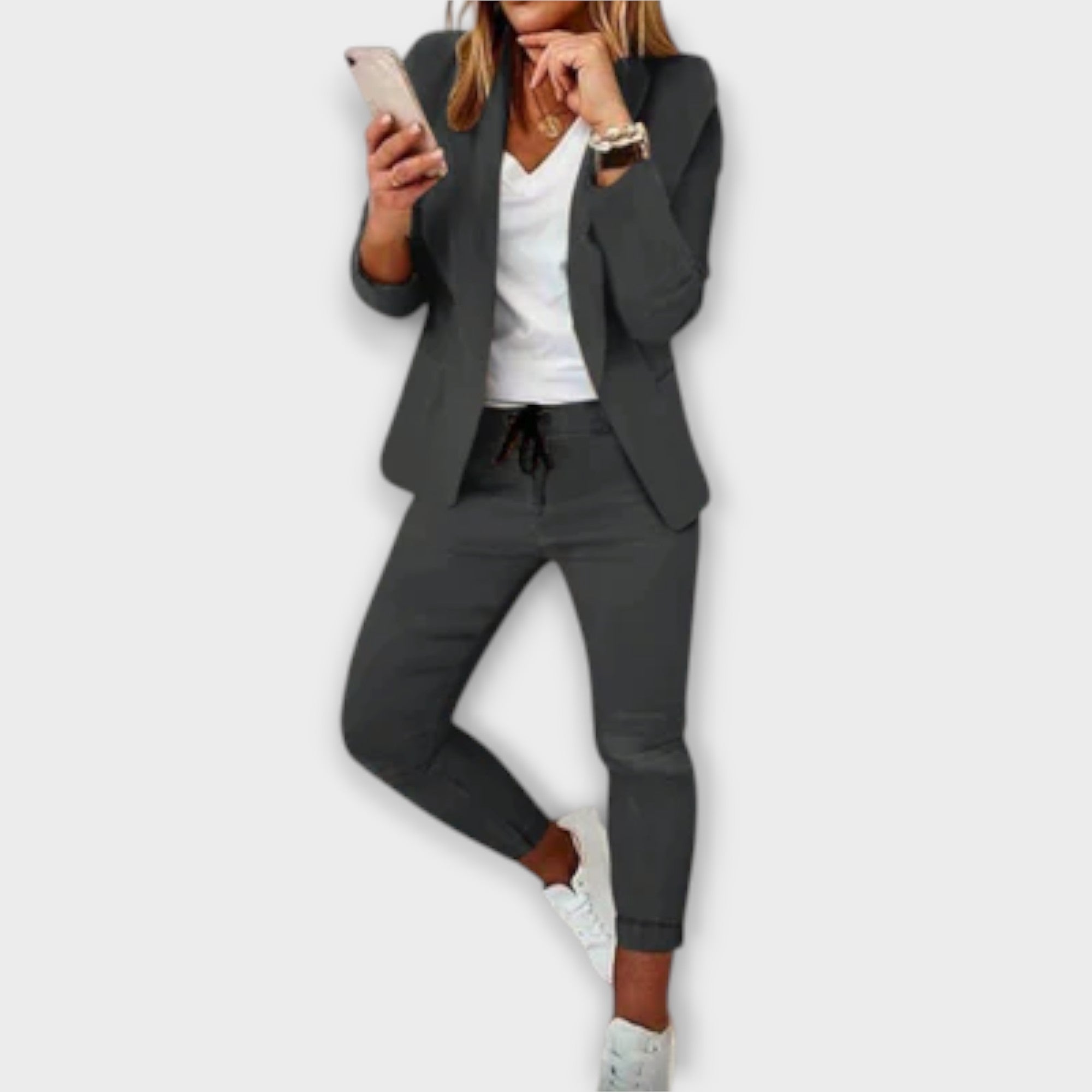 Sophia – Elegant och komfortabel blazer-set