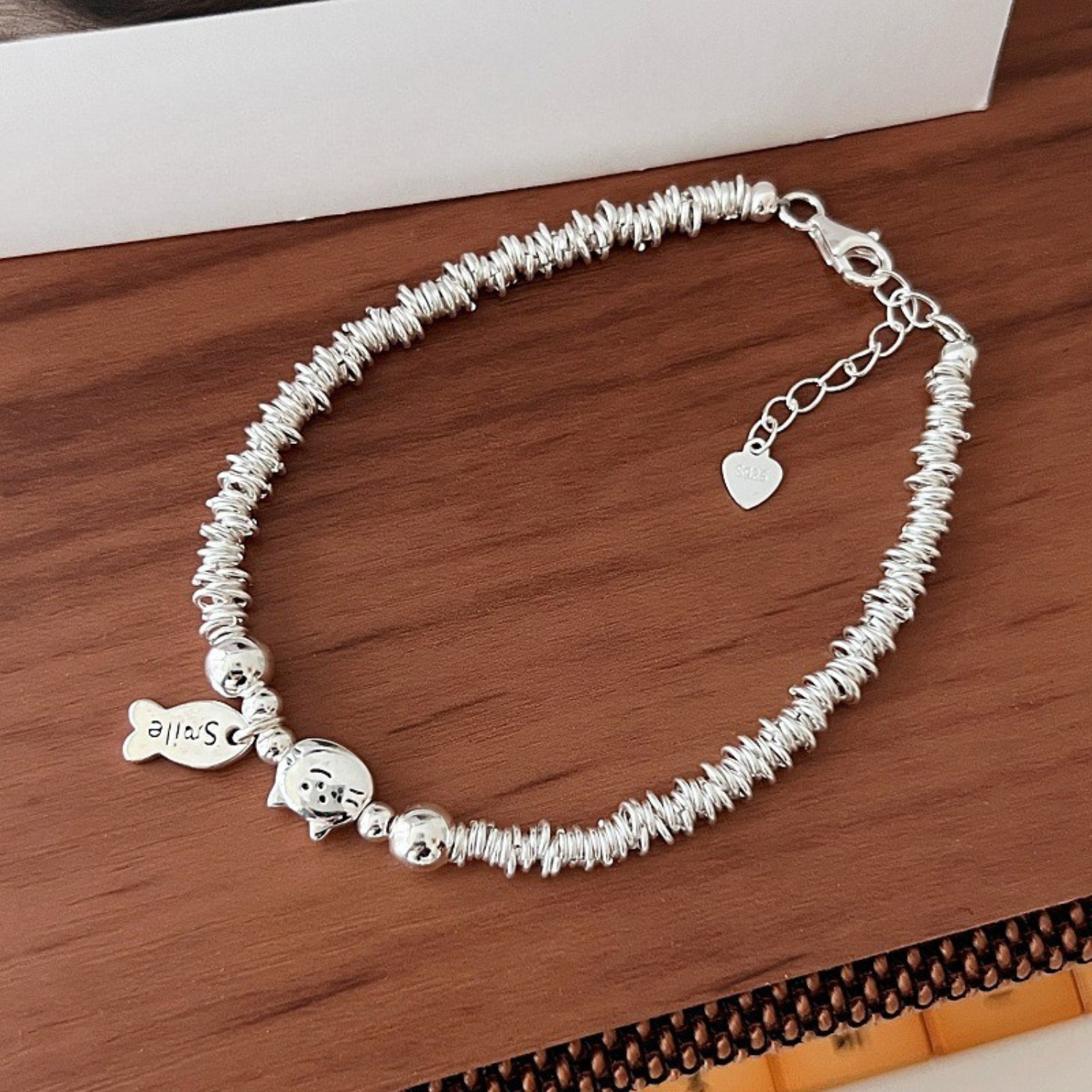 Armband med hund- eller kattmotiv
