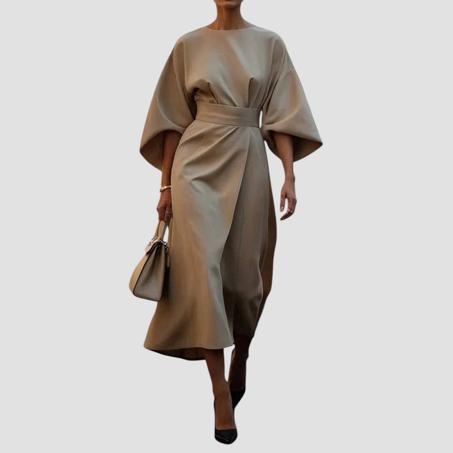 Mirella - Klänning i Elegant Stil
