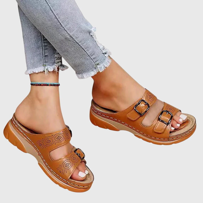 Läderortopediska sandaler