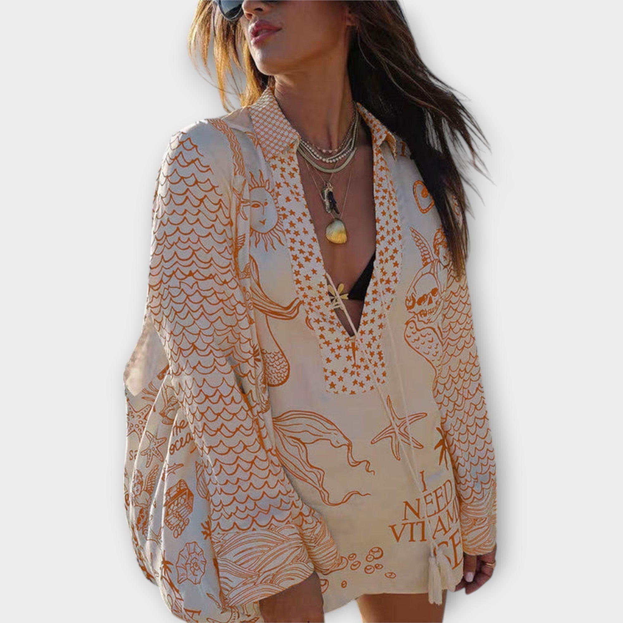 Set i satin med blus och shorts med fransar